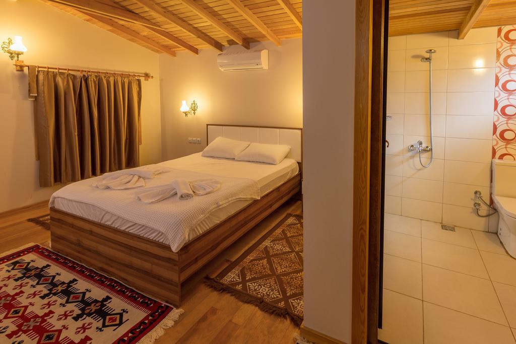 Secret Garden Hotel & Bungalows Çıralı Bilik gambar