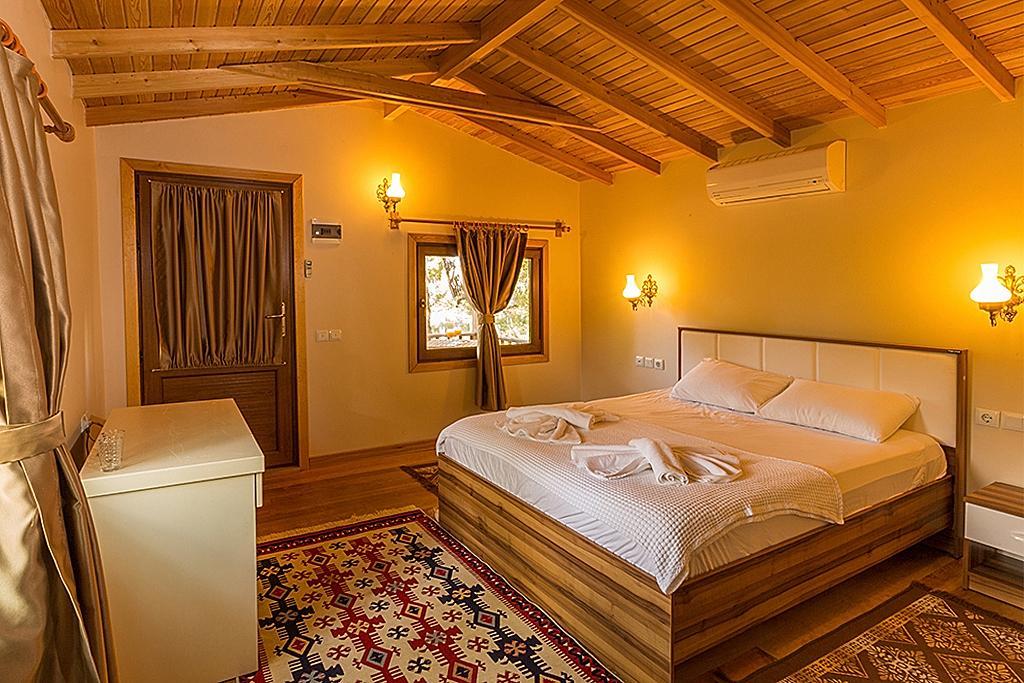 Secret Garden Hotel & Bungalows Çıralı Bilik gambar